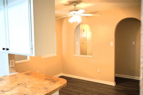 1104 Cedar Hill Lane, Arlington, TX 76014 — photo 3