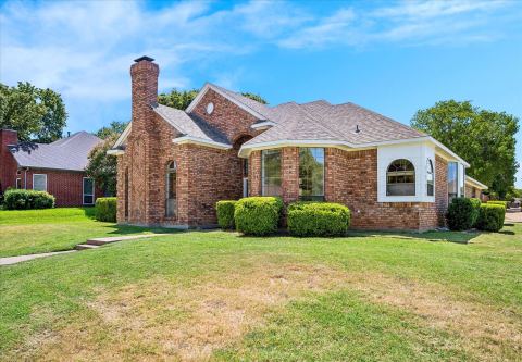 1902 Buffalo Bend Drive, Lewisville, TX 75067 — photo 2