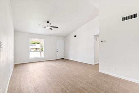 5033 Overcrest Drive, Garland, TX 75043 — photo 3