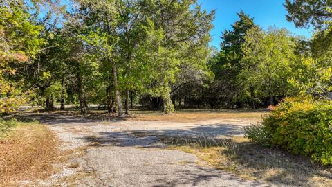 1922 W Pleasant Run Road, DeSoto, TX 75115 — photo 2