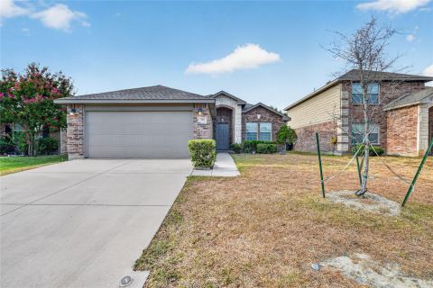320 Chalkstone Drive, Fort Worth