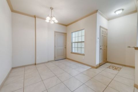 1579 Cozy Drive, Fort Worth, TX 76120 — photo 2