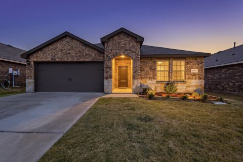 2945 Roper Street, Royse City, TX 75189 — photo 2