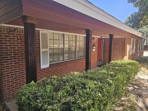 2501 White Oak Lane, Arlington, TX 76012 — photo 2