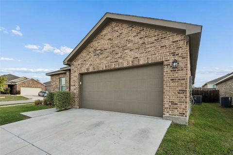 8360 Stovepipe Drive, Fort Worth, TX 76179 — photo 3