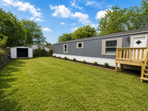 5421 Lake View Drive, Granbury, TX 76048 — photo 2