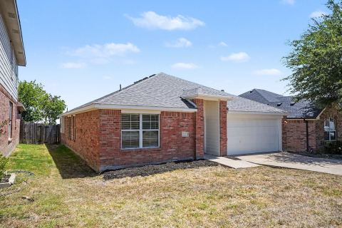 2640 Pioneer Bluffs Road, Balch Springs, TX 75181 — photo 3