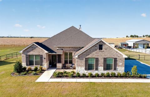 4004 Sanger Meadow Drive, Sanger, TX 76266 — photo 2