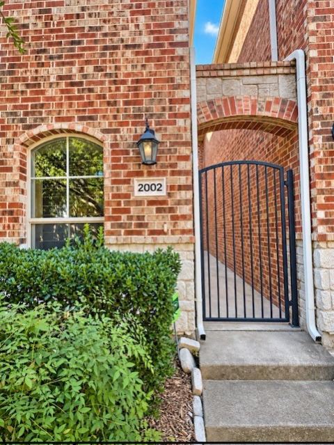 2002 Downing Street, Allen, TX 75013 — photo 2