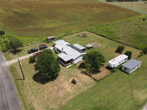 15962 Fritcher Road, Pilot Point, TX 76258 — photo 3