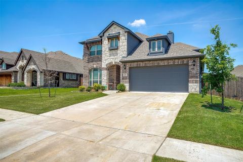 433 Joseph Lane, Crowley