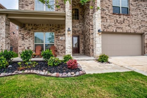 300 Rugby Lane, McKinney, TX 75072 — photo 2