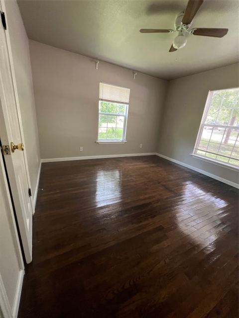 1419 Lindsey, Denton, TX 76205 — photo 2