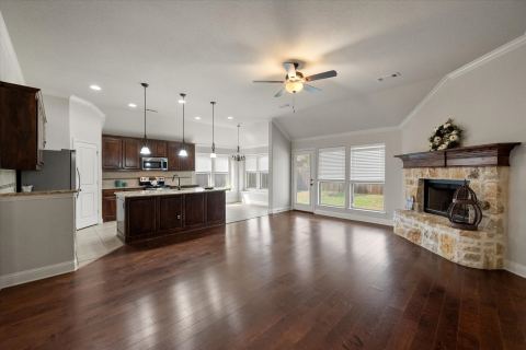 217 Cambridge Street, Waxahachie, TX 75165 — photo 3