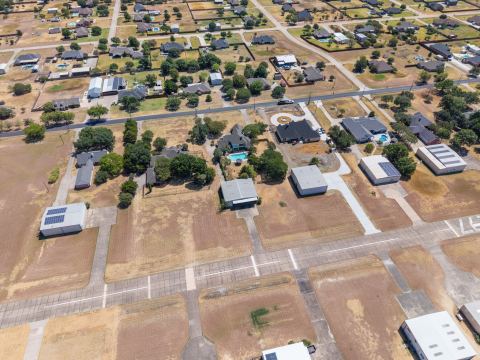 2941 N Mockingbird Lane, Midlothian, TX 76065 — photo 2