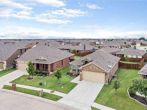 8717 Whirlwind Trail, Aubrey, TX 76227 — photo 2