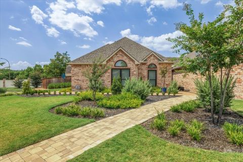 2105 Norwood Lane, Arlington, TX 76013 — photo 2