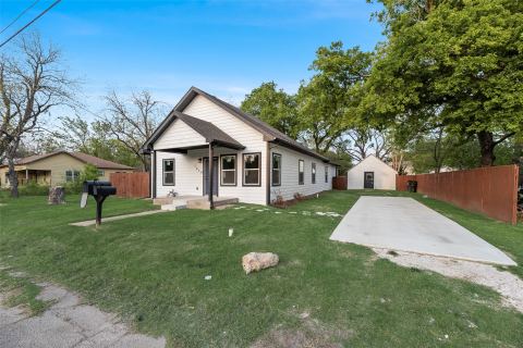 1014 Trinity Street, Cleburne, TX 76031 — photo 3