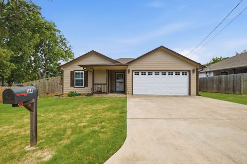 114 Wade Street, Whitesboro, TX 76273 — photo 2