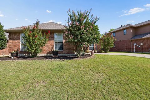 1833 Melton Drive, Carrollton, TX 75010 — photo 3