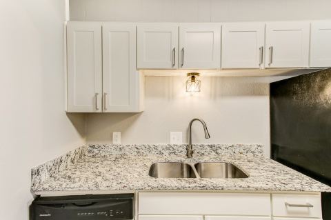 2200 W Lowden Street 13, Fort Worth, TX 76110 — photo 3