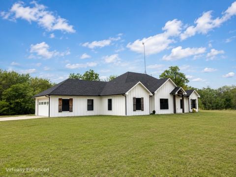 511 Interstate Highway 30 E, Sulphur Springs, TX 75482 — photo 2