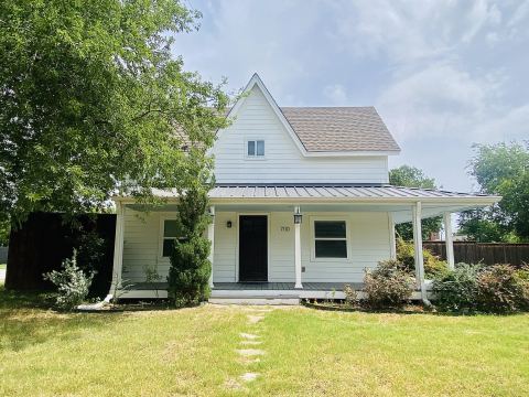 7110 Ash Street, Frisco