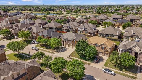 2824 Pino, Grand Prairie, TX 75054 — photo 3