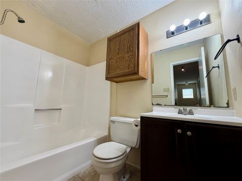 1301 Lovell Drive, Arlington, TX 76012 — photo 3