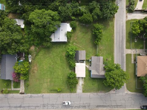 603 E Thomas Street, Sherman, TX 75090 — photo 3