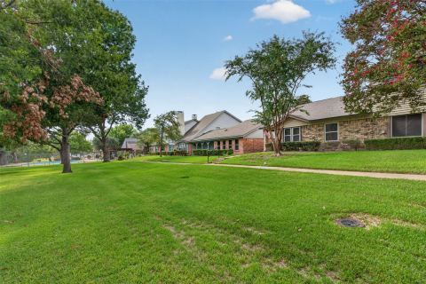 4915 Rollingwood Court, Garland, TX 75043 — photo 2