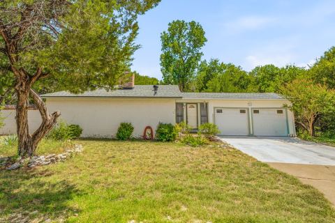 1005 Spanish Trail Drive, Granbury, TX 76048 — photo 3