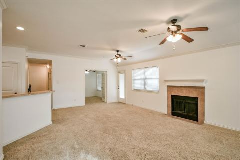 826 Rambling Court, Granbury, TX 76049 — photo 3