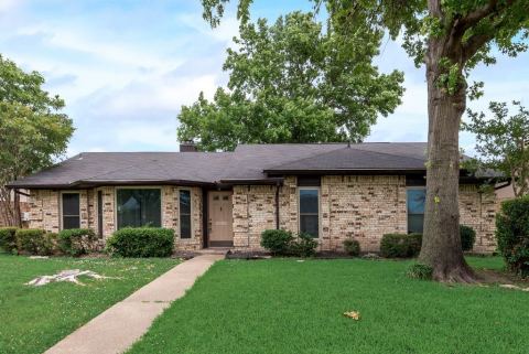 3702 Lofland Lane, Rowlett