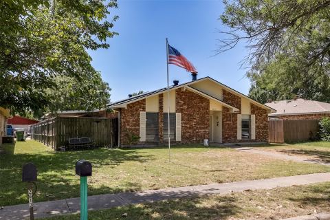 2617 Roman Way, Garland