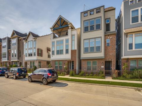 1074 Manacor Lane, Dallas