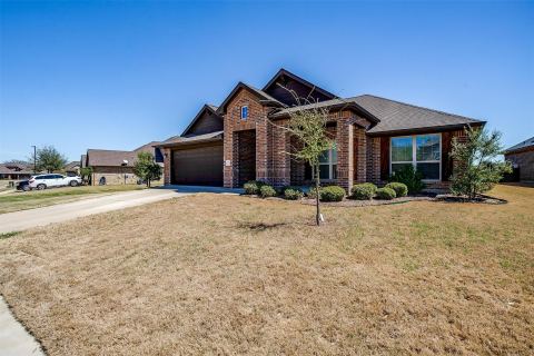 1023 Saint Andrews Drive, Burleson, TX 76028 — photo 3
