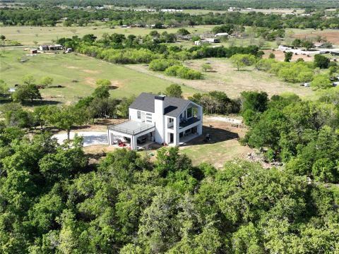 215 Lori Drive, Mineral Wells, TX 76067 — photo 3