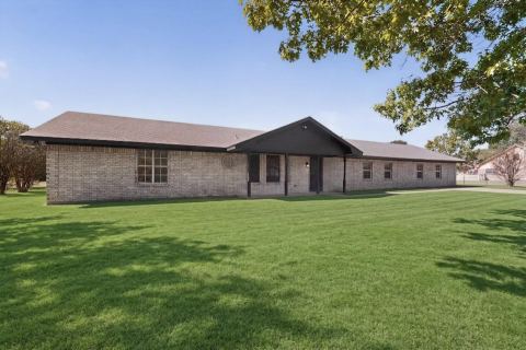 529 Morris Lane, Greenville, TX 75402 — photo 2