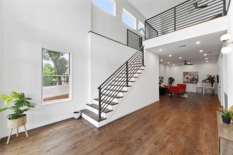 3110 W Jefferson Boulevard, Dallas, TX 75211 — photo 2