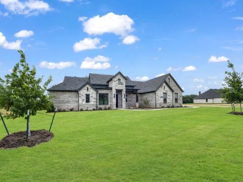 305 Wrangler Court, Weatherford, TX 76088 — photo 3
