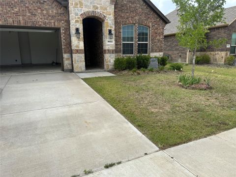 3621 Arabella Way, Aubrey