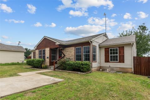 109 S 1st Street, Godley, TX 76044 — photo 3