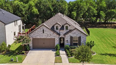 1835 Bell Court, Van Alstyne