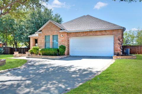 2600 Winterberry Lane, Little Elm