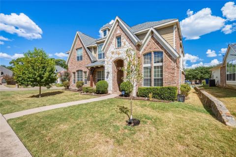 522 Basswood Trail, Garland