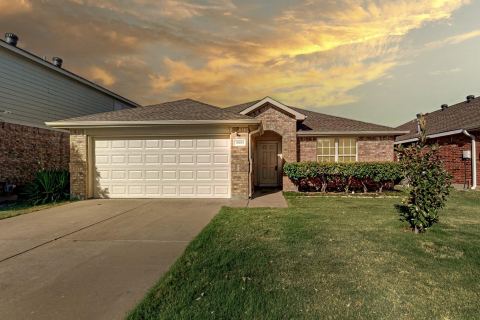 11501 Lauren Way, Fort Worth