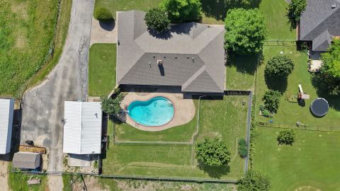 1815 Newport Road, Weatherford, TX 76086 — photo 3