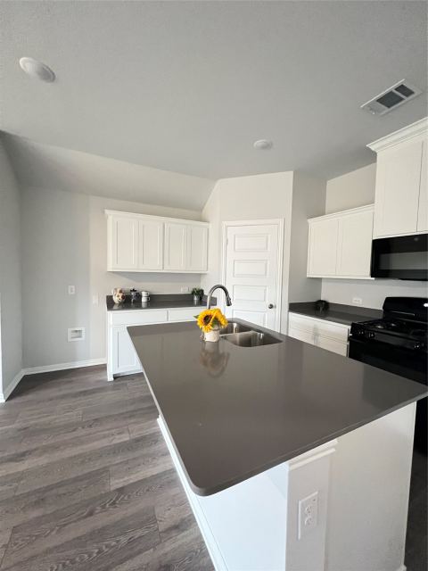 553 Meadow Run Drive, Van Alstyne, TX 75495 — photo 2