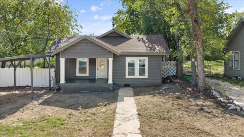 1022 W Green Street, Stephenville, TX 76401 — photo 2
